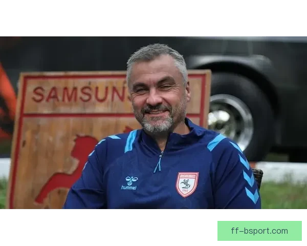 加拉塔萨雷与费内巴切土超超级杯因抗议事件开场一分钟腰斩 引发争议