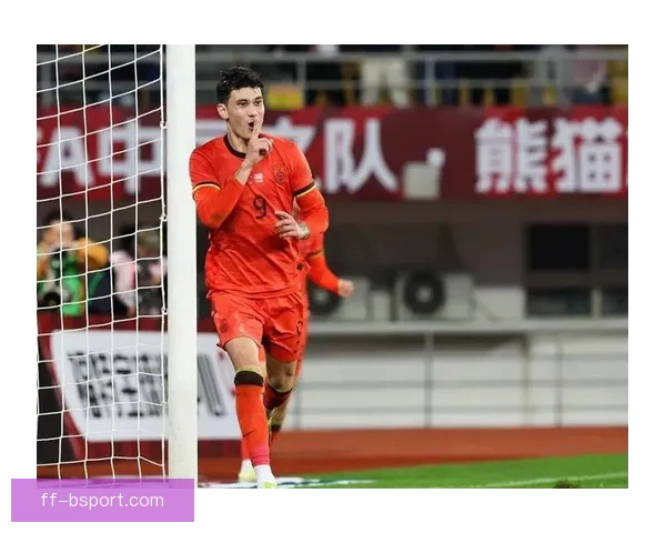 拜合拉木国足首秀力挽狂澜绝平对手赢得首战关注
